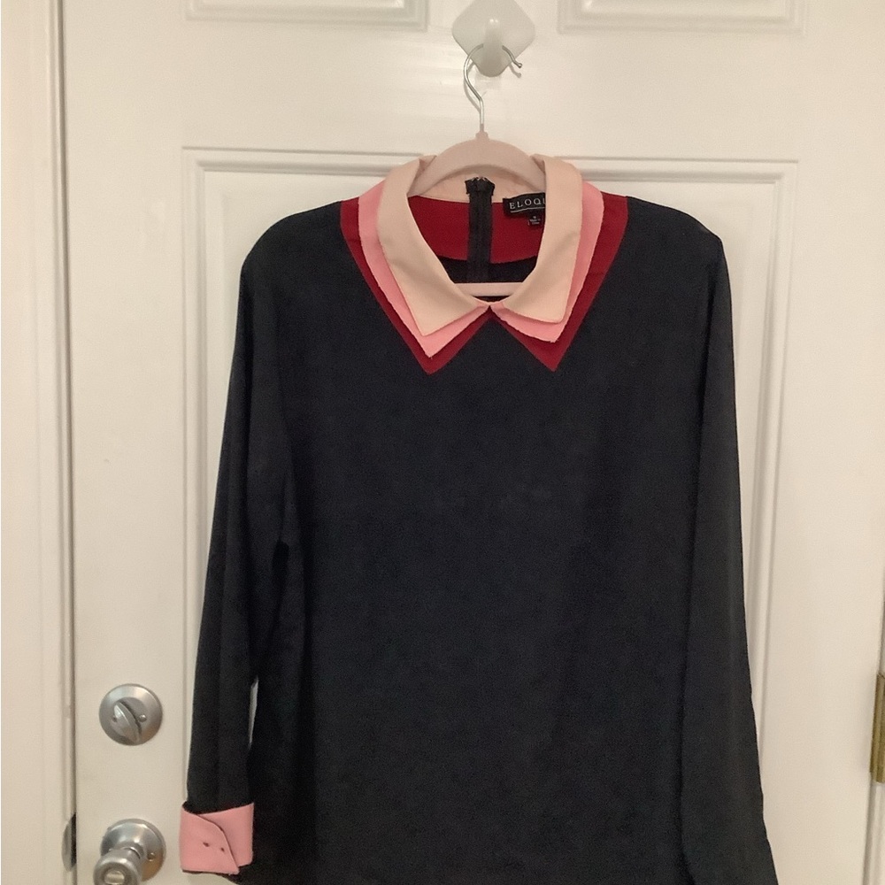 Eloquii Black Long-Sleeve Tunic with Pink and Red Layered Collar
PTP. 25. L27